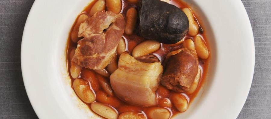 Fabada con caza
